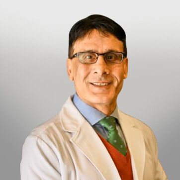 Portrait of Dr. Siddique, NeoHealth provider